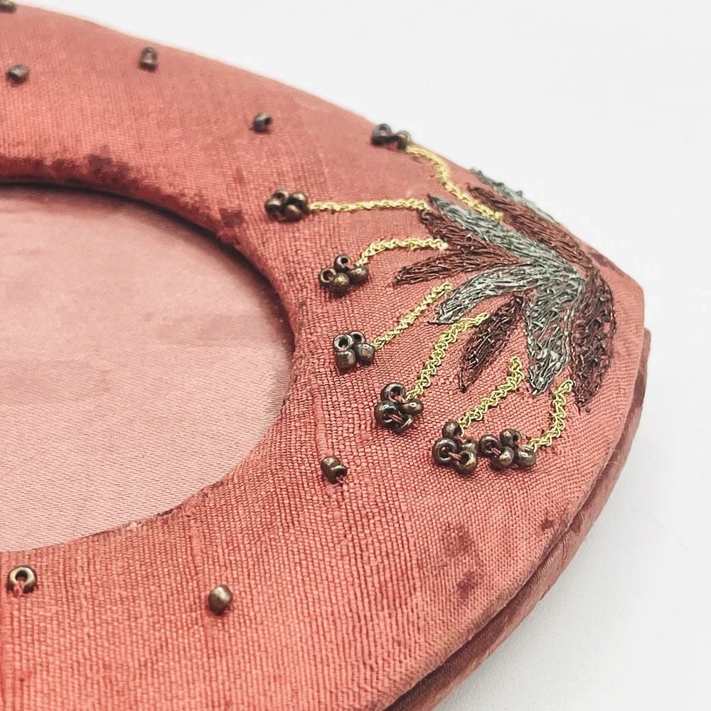 Vintage Arch Picture Frame Embroidered Beaded Pink‎ Floral Tabletop Circle Photo